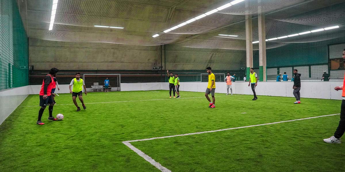 construction dun terrain de football